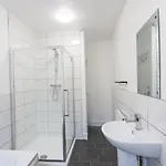 November Disc - Long - Contractors Апартаменты Бристоль