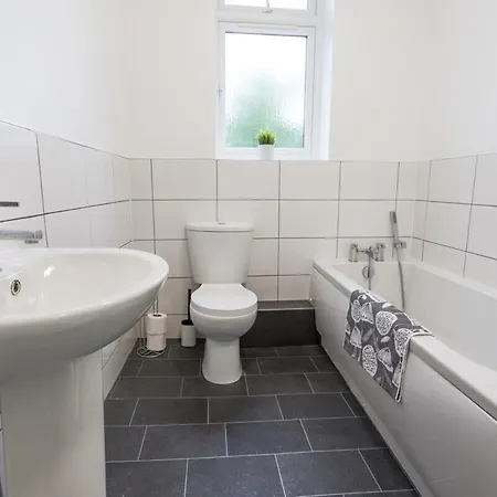 November Disc - Long - Contractors Appartement