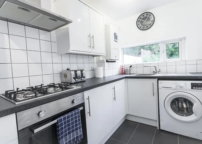 November Disc - Long - Contractors Bristol