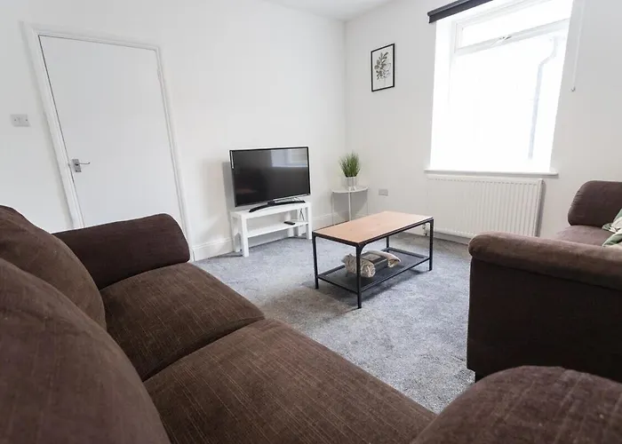 Apartment November Disc - Long - Contractors Bristol